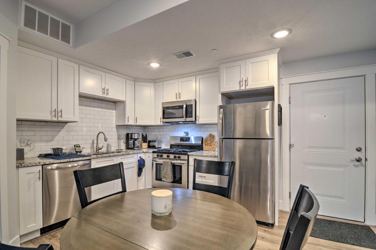Modern Traverse City Condo About 1 Mi To Bay! Esterno foto