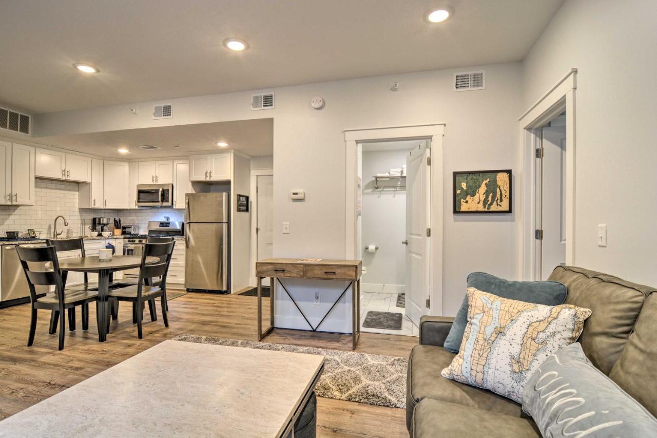 Modern Traverse City Condo About 1 Mi To Bay! Esterno foto