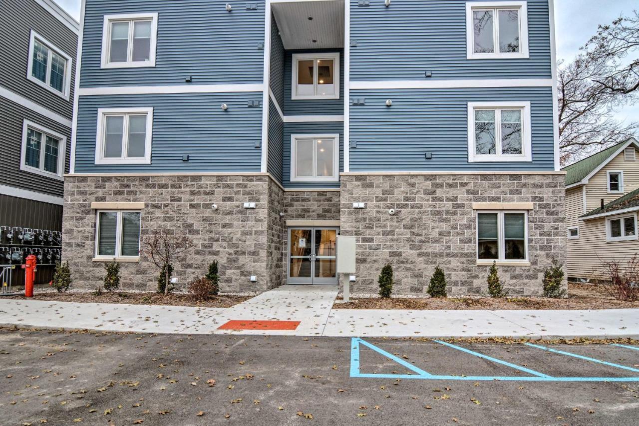 Modern Traverse City Condo About 1 Mi To Bay! Esterno foto